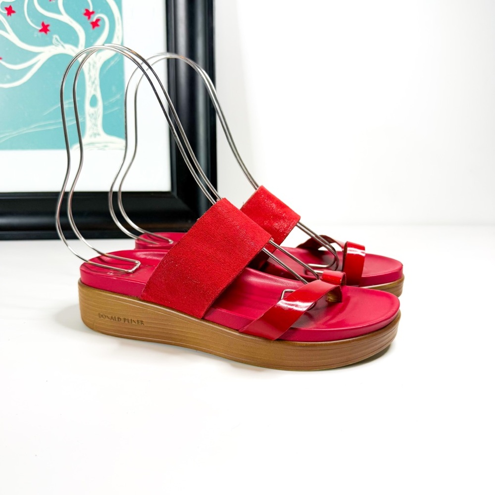 Red Faux Leather Platform Sandals Comfort Wedge | Women’s Size 5.5